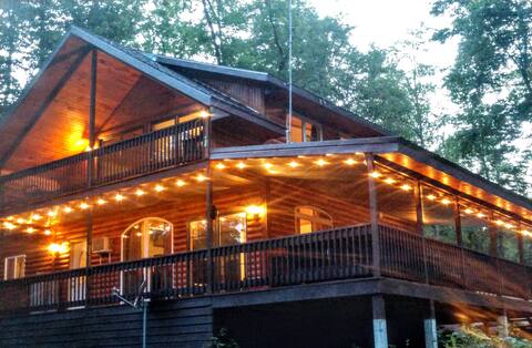 Serenity Hill Escape in Mohican with Pavilion
