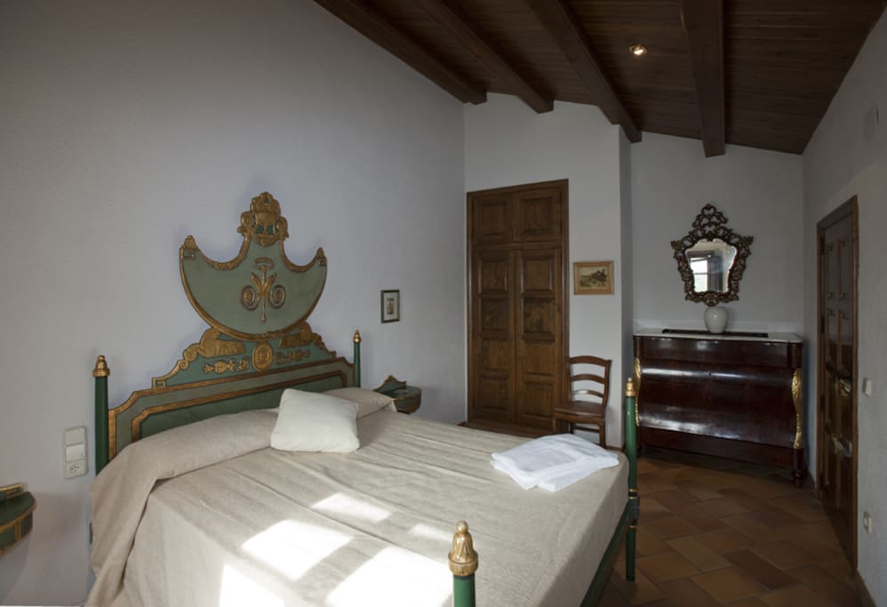 La cama de epoca.