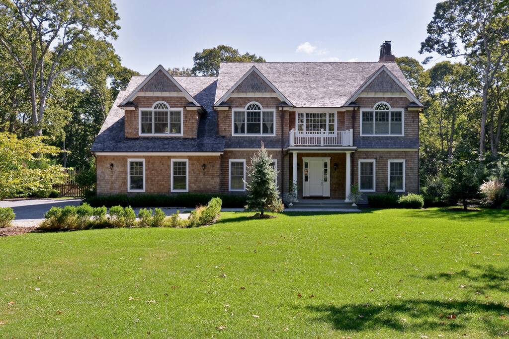 Privacy & Subtle elegance