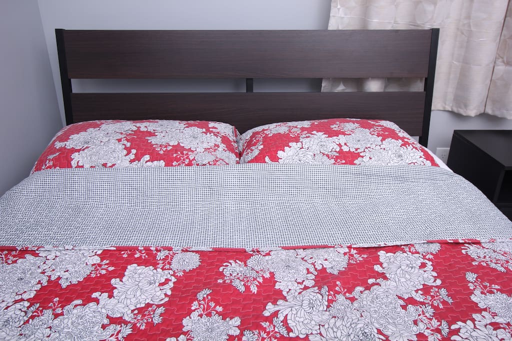 Queen Bed
