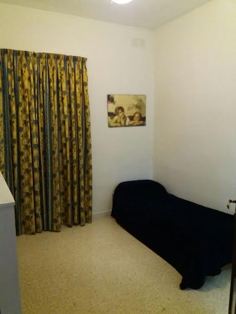 Dormitorio libre con capacidad para 1 persona