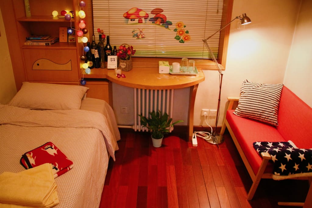 Private and cozy room.