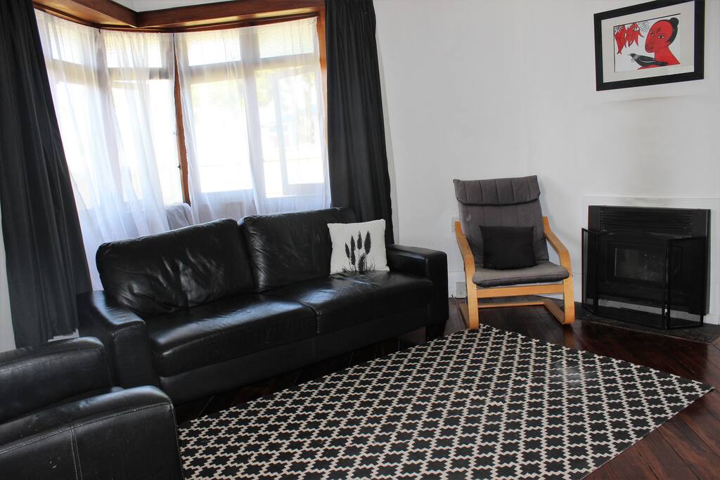 SHARED LOUNGE WITH FIREPLACE
