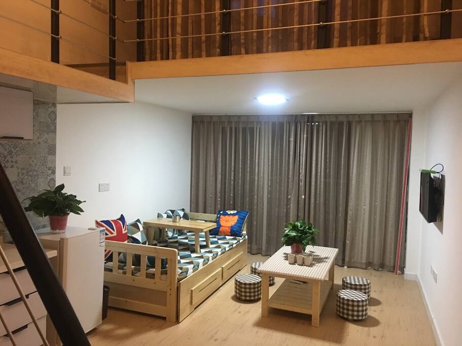客厅