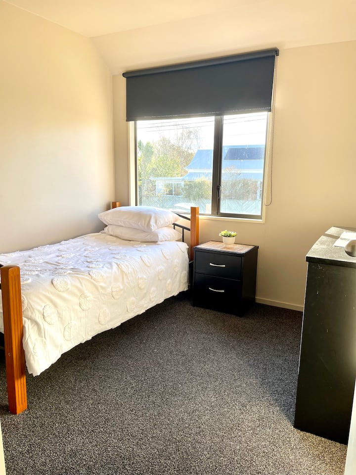 საძინებელი 3