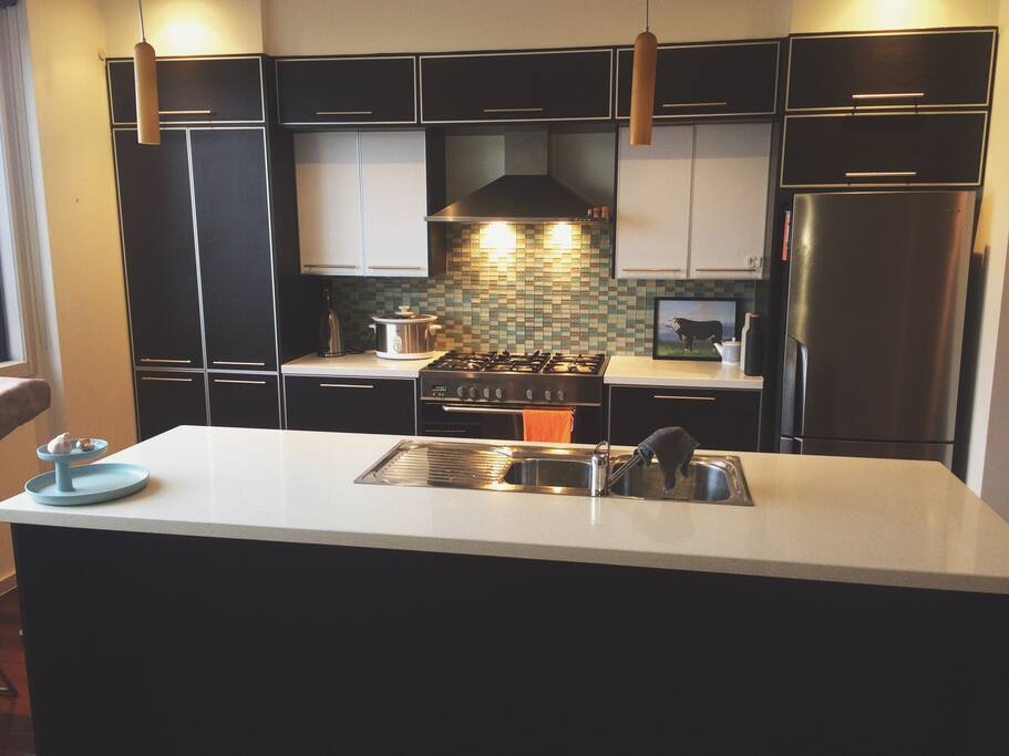 Modern, well equipped kitchen