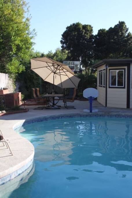 Watch the kids play pool basketball or volleyball, or use one of the floating lounges yourself