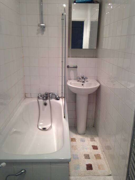 Shower/bath