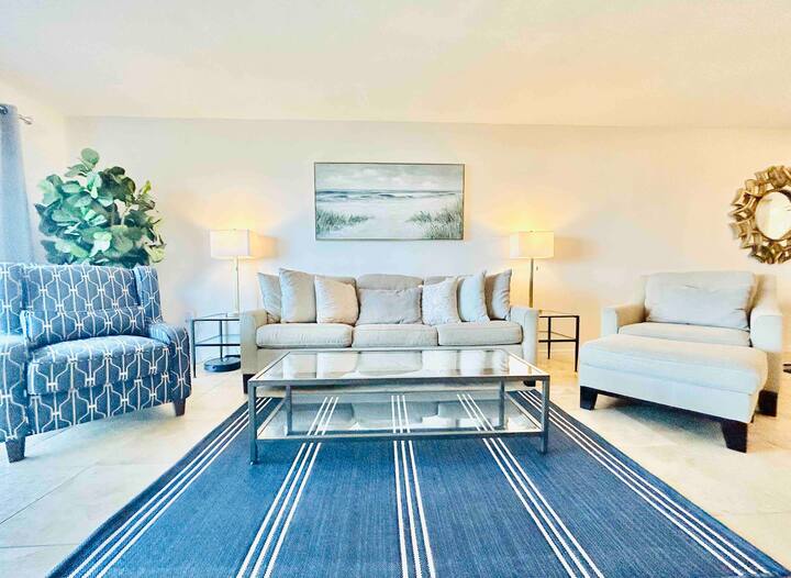 Direct Oceanfront Condo - Boardwalk