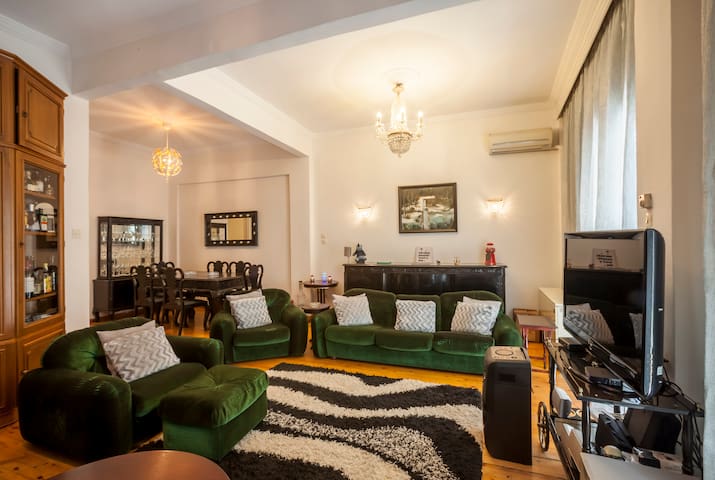 Cozy 120Sq/m,2 B/room Apartment gallery image 3