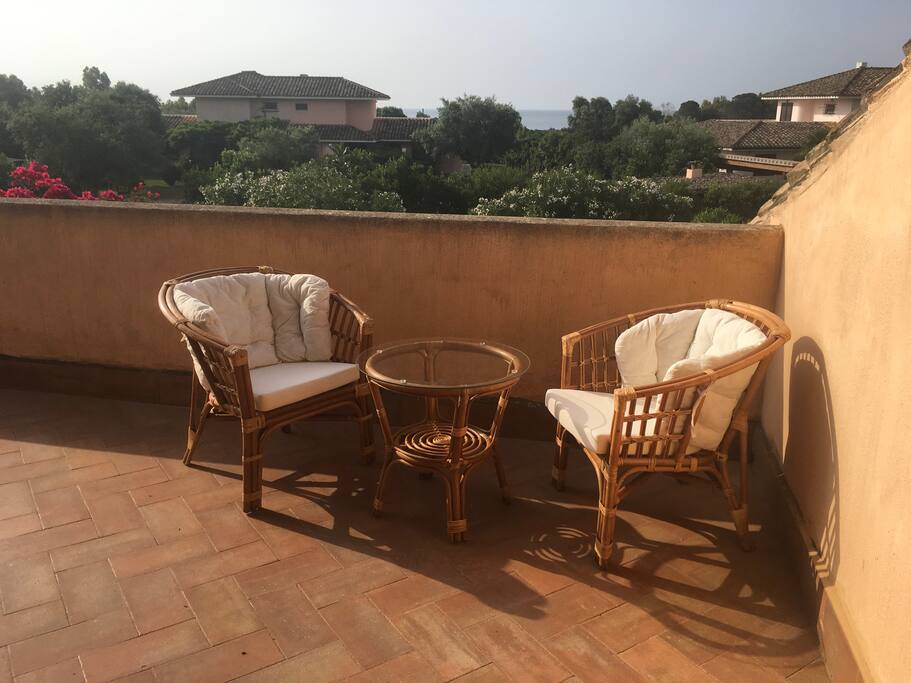Blick aufs Meer vom Balkon