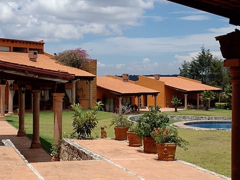 "Casa La Loma" 
(for 24 people)
