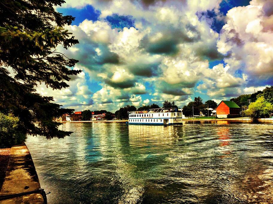 Tranquility on the Trent River - Houses for Rent in Campbellford