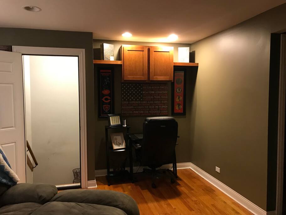 entryway computer area