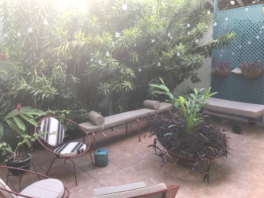 courtyard garden