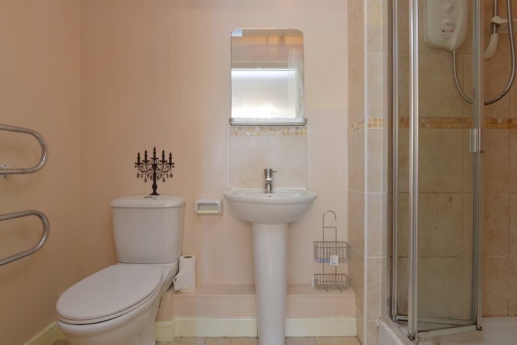 En suite shower room