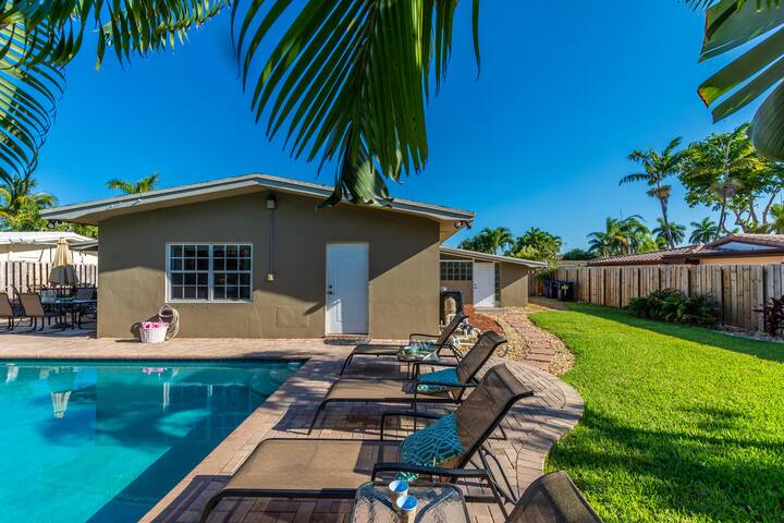 Cozy Seaward Shores! Walk to Beach!