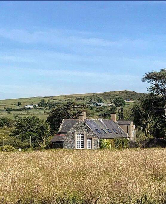 The Old Schoolhouse basking in the summer sunshine