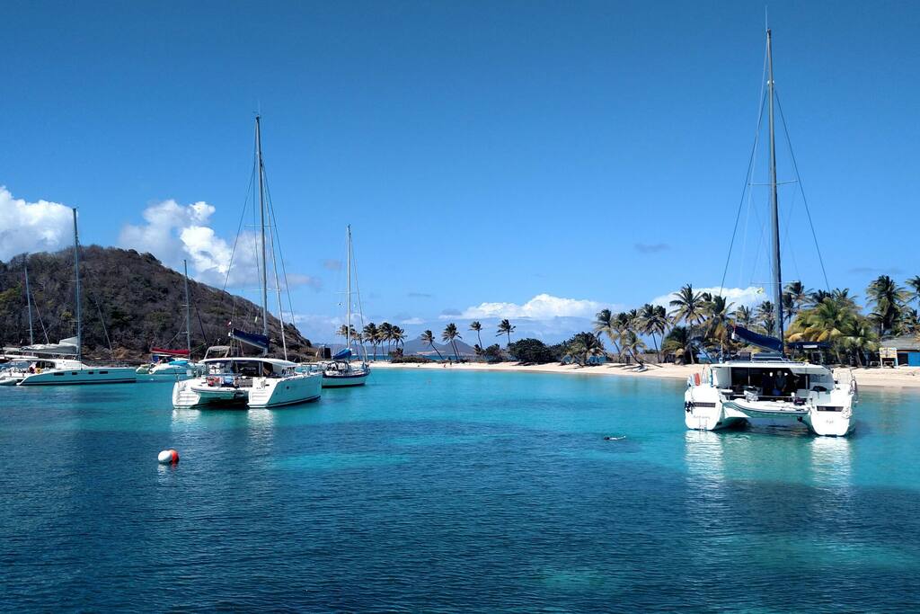 Awesome anchorages