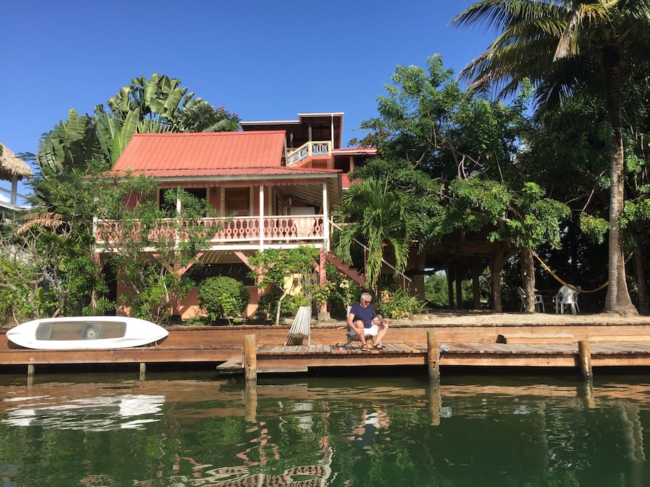 Silver Leaf Villa tower in background, Silver Leaf Cabana in foreground