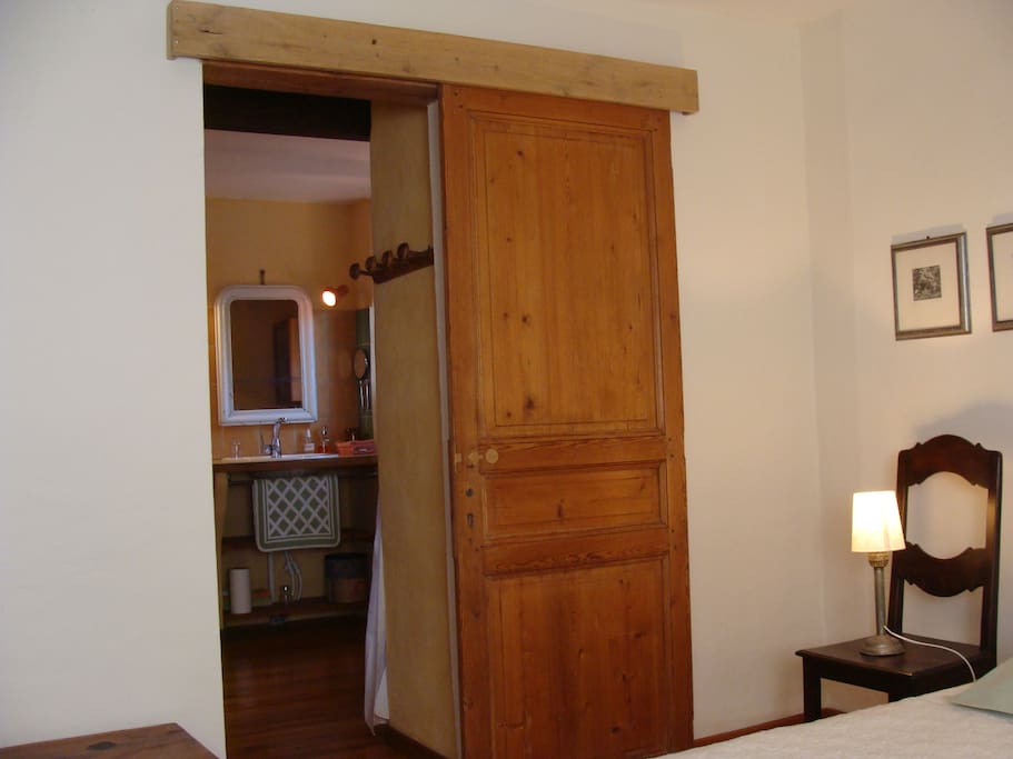 Chambre Amalfitana - accès salle d'eau