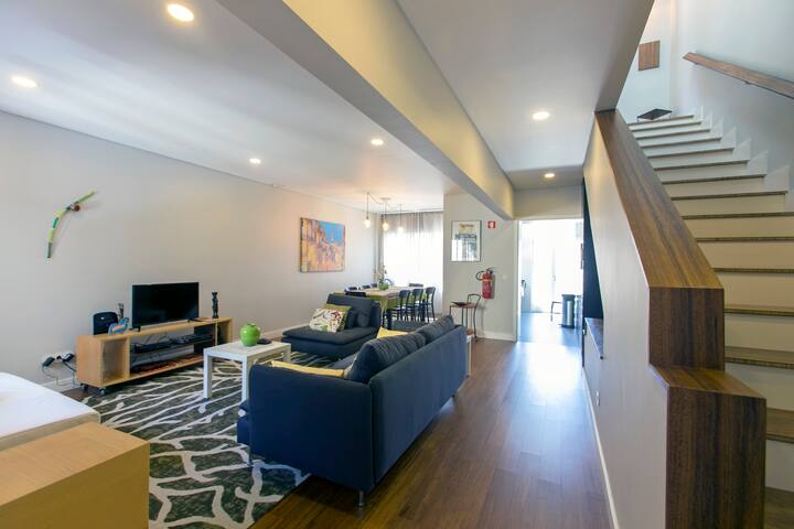 Friends&Family House