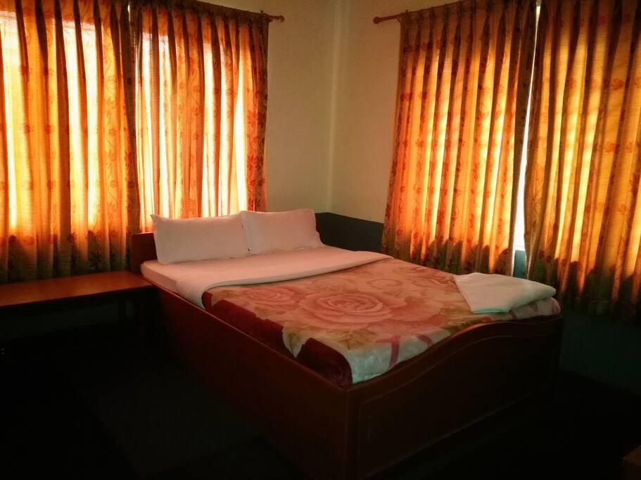 you have big room with big bed. you will not get any noise from outside and you can see beautiful vegetable garden near by....