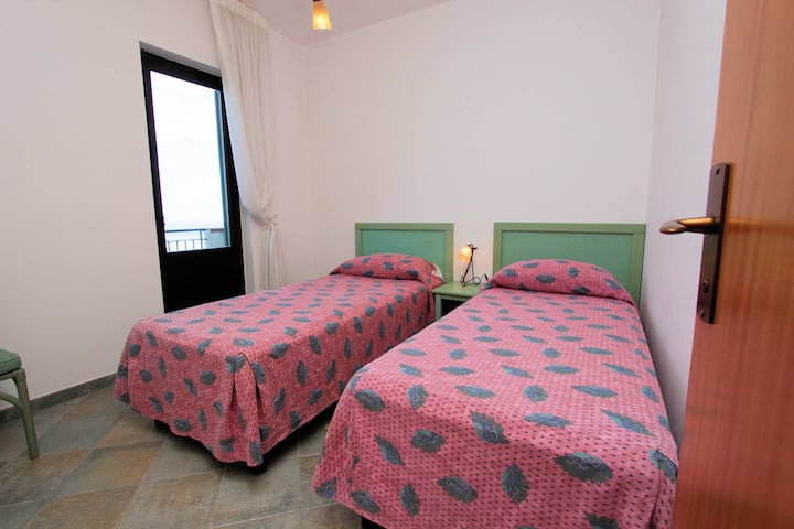 Dhomë gjumi 4