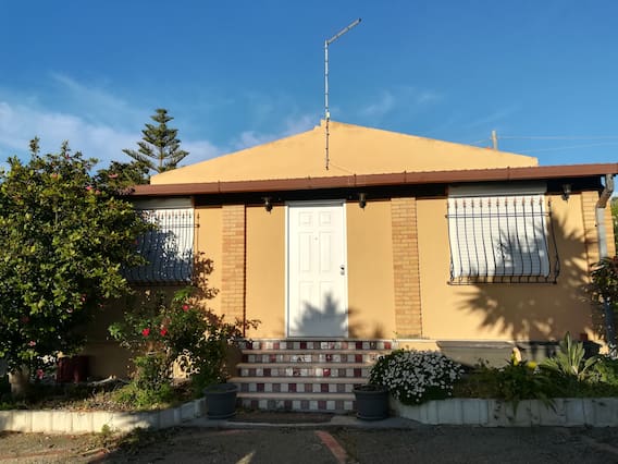 Airbnb Sikania Resort Spa Vacation Rentals Places To Stay