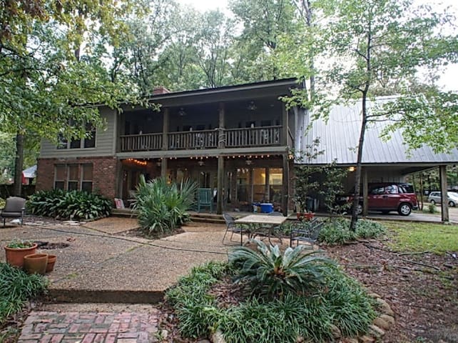 Airbnb Ross R Barnett Reservoir Vacation Rentals Places To Stay