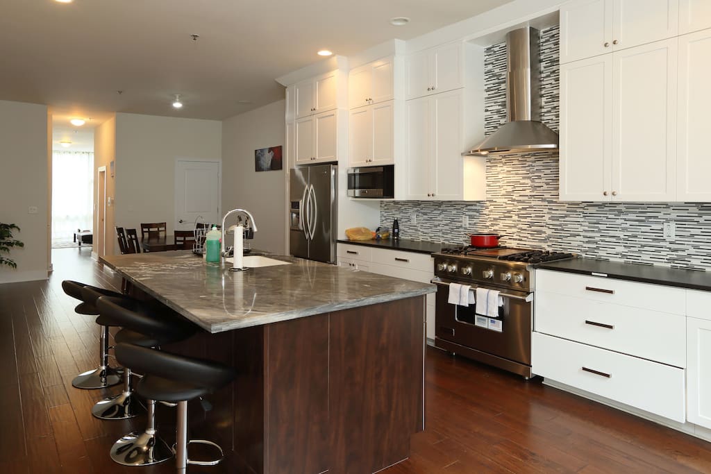 Kitchen and dining area