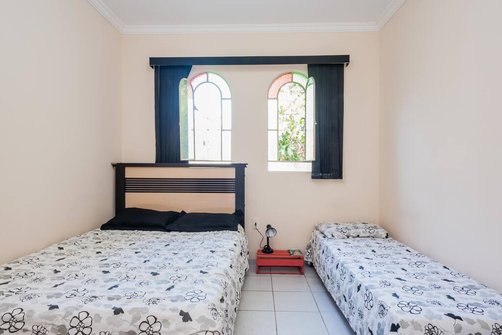 Quarto (suíte) / Bedroom with private bathroom