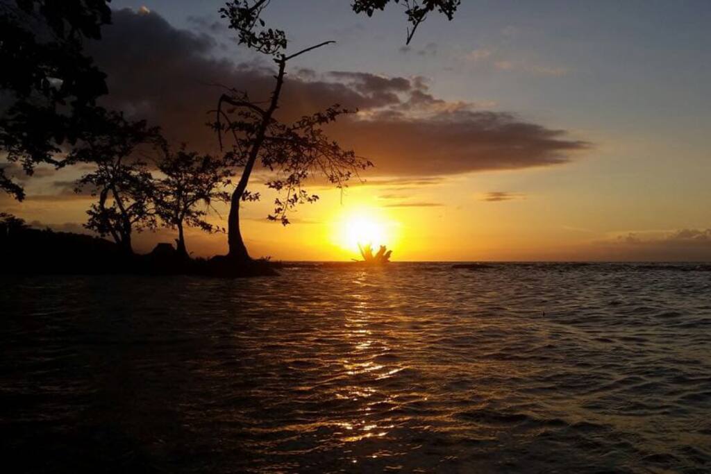 Imaginese por un momento usted contemplando esta maravilla de la naturaleza tomado de la mano de la persona que usted ama.