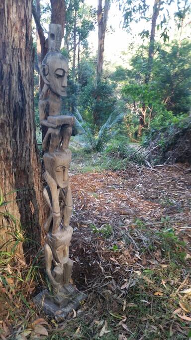 A Polynesian figure of abundance