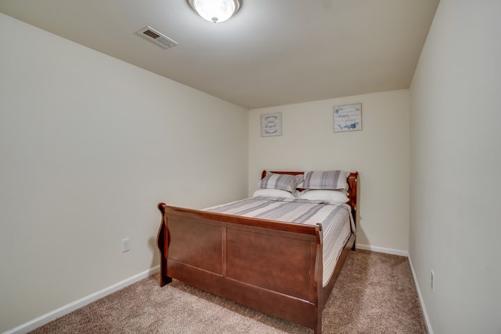 Подрум спална соба 