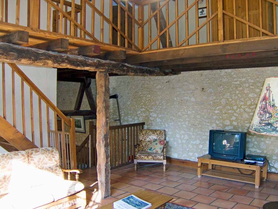 Corner of living room(Kitchen/dining down stairs).