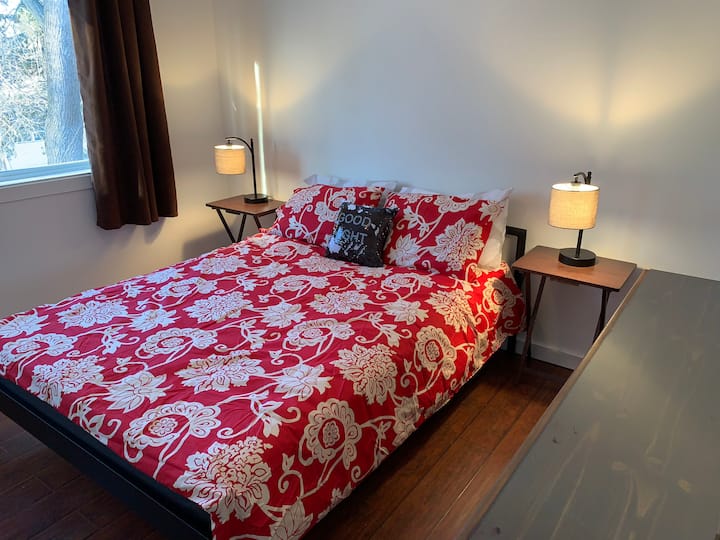 Izba 3, manželská posteľ!