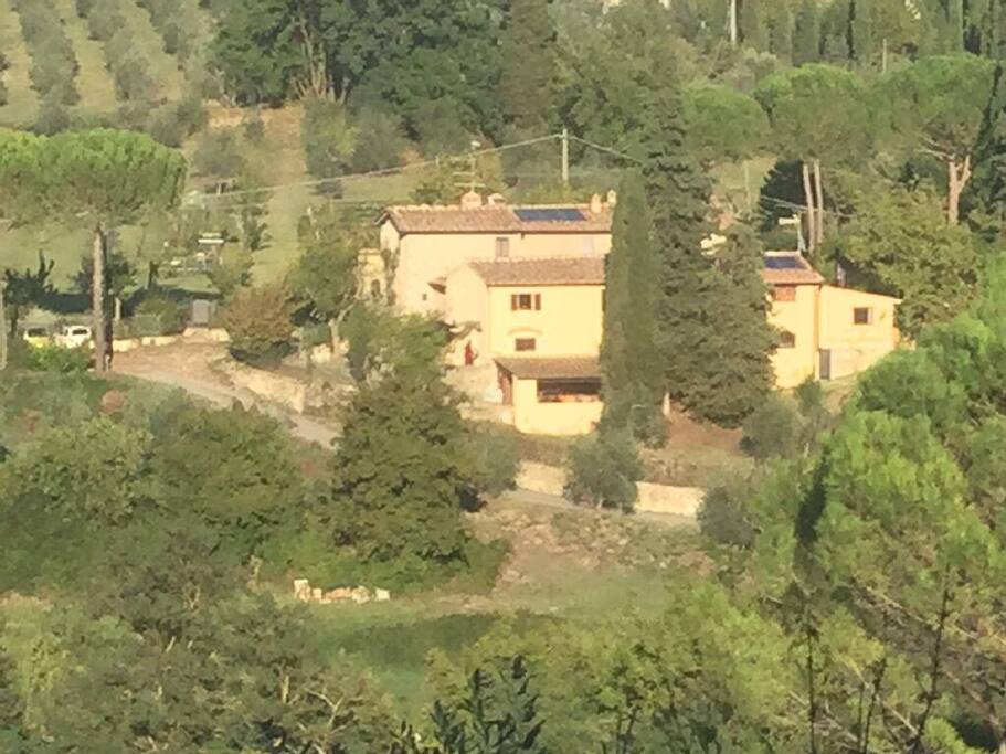 vista laterale del fienile