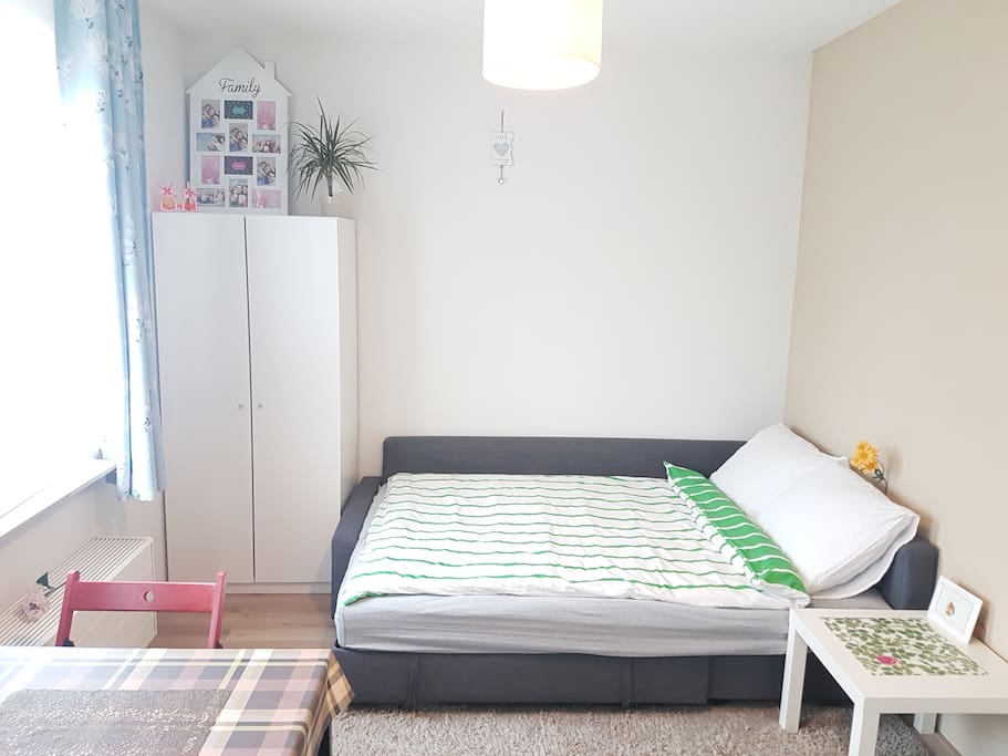 Double sofa bed
双人沙发床