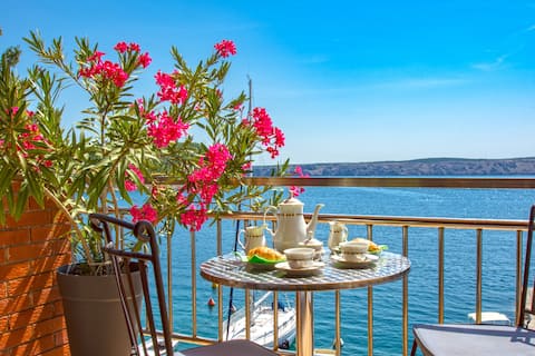 Apartment Viktorija with sea view 3