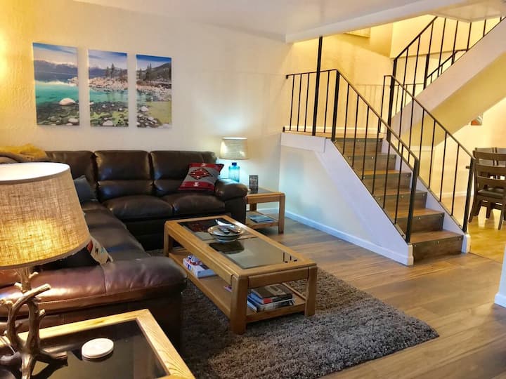 3br, Pool & Hot Tub, Tennis, Walk/ Bike To Beaches - North Lake Tahoe, CA