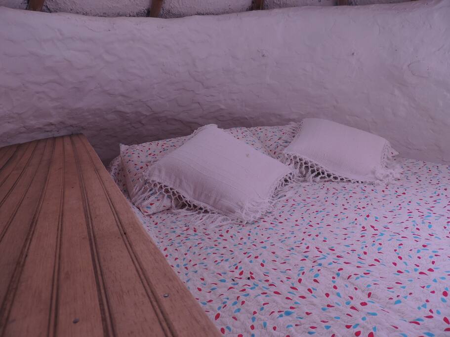 Cama doble, segundo piso (cabaña)