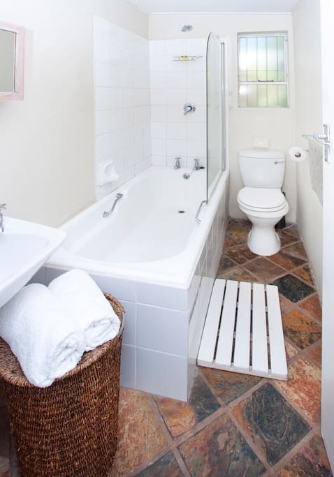 Garden Cottage Full Ensuite bathroom with bath and shower