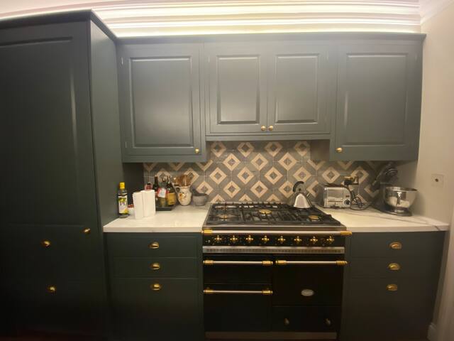 Chelsea Fulham Borders – Family townhouse gallery image 4