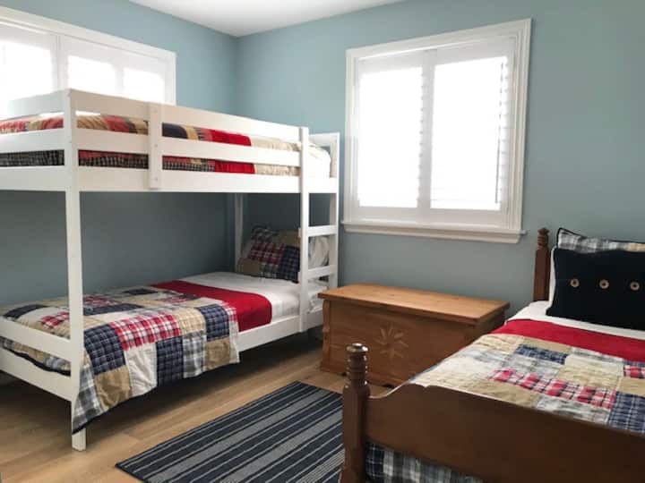 Room 2 - Double bed and twin bunk