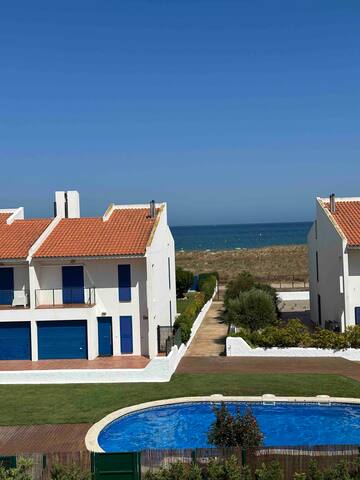 Casa acceso a la playa gallery image 2