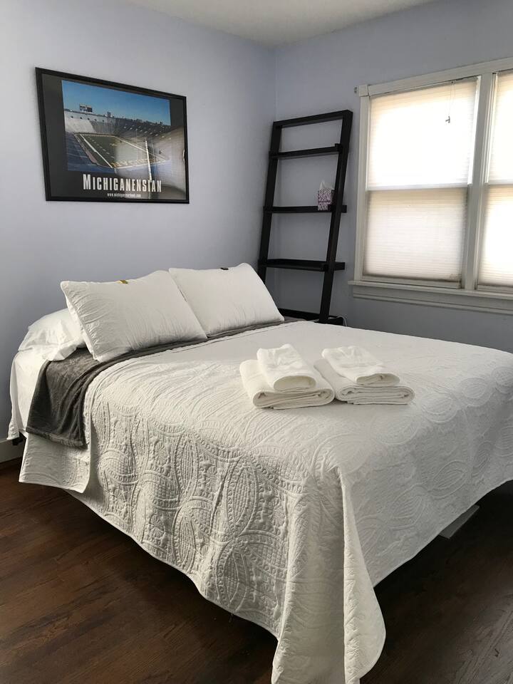 غرفة النوم رقم 2 - «شوغر»