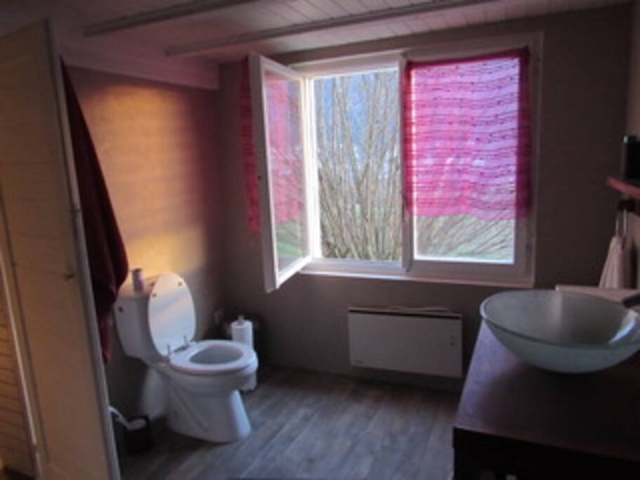 Salle de bain avec douce