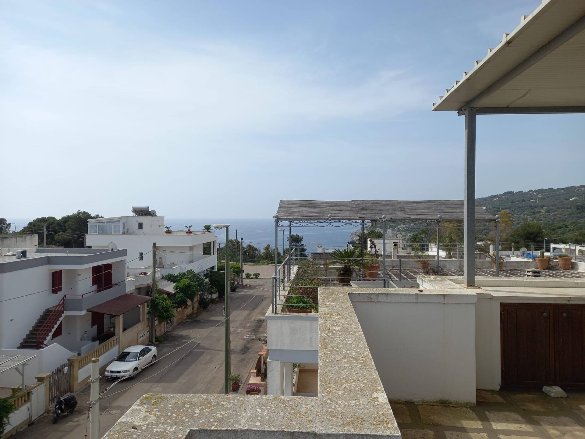 Cozy three-room apartment with a sea view
