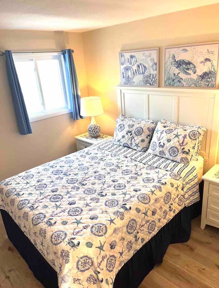 Let the Sun Shine in our Super Comfortable Master Bedroom
40 inch Smart TV available for your entertainment
Linens, Comforters and Pillows included
Dressers & Hanging Rack to store & hang clothes for your convenience
